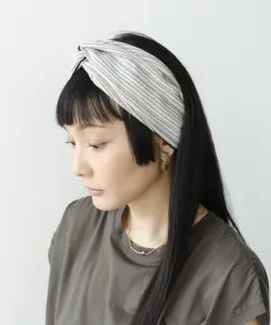 Тюрбан с крестом «Три-четыре времени/Тонкая граница» Three Four Time, цвет Black