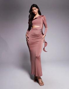 Платье миди ASOS DESIGN с длинными рукавами, структурированными воланами и вырезами каштанового цвета