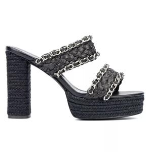 Женские сандалии широкой ширины Fashion to Figure Maia Fashion to Figure