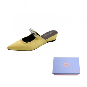 Xingdiman Женские закрытые тапочки желтые, цвет Yellow