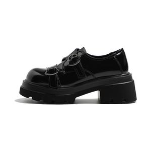 Лоферы женские Mis. Danny, белый