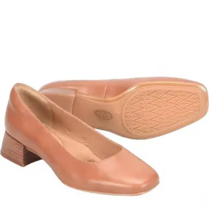 Женские туфли-лодочки Lillian на блочном каблуке в багаже Sofft