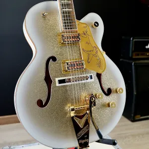 Gretsch G6136TG-OP Ограниченное издание Orville Peck Falcon с системой String-Thru Bigsby, накладкой грифа из эбенового дерева, цвет Oro Sparkle