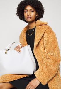 Сумка Emporio Armani, белый