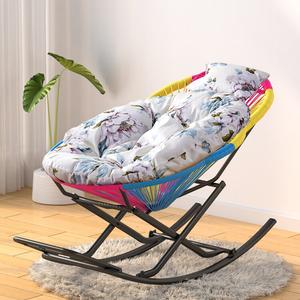 Fantasy Кресло-качалка из ротанга с сиденьем x-образной формы и подушкой в цветочек, цвет: camel