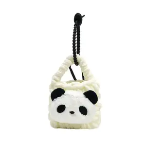 Плюшевый кулон в виде вязаной куклы высотой 5см OLOEY