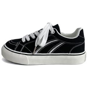 City camel Скользоустойчивые женские скейтерские кеды лоу-топ черные с белой строчкой, цвет Black with White Stitching