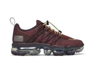Кроссовки Nike Wmns Air VaporMax Run Utility 'Burgundy Crush', красный