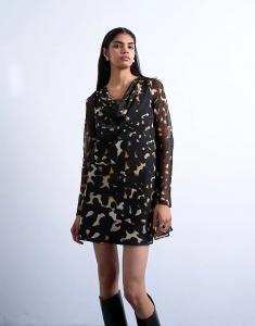 Мини-платье Topshop с длинными рукавами и воротником-хомутиком в черепаховый принт