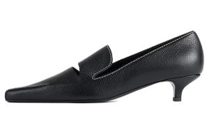 Туфли-лодочки с вырезом на каблуке-рюмочке TOTEME