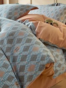 MIDO HOUSE Комплект постельного белья 1,5 м, 4 предмета, для матраса 200x230 см, цвет Metropolis