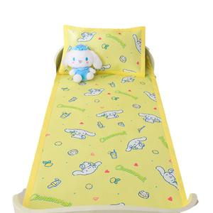 Покрывало Ice Silk Mat Sanrio, красный