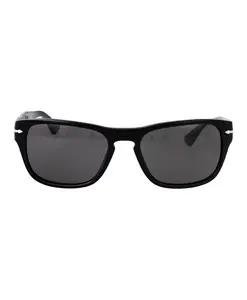Стильные солнцезащитные очки модели 0po3341s. Persol, черный