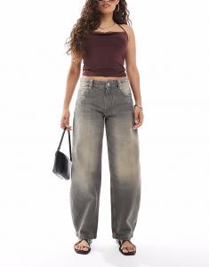 Мешковатые джинсы Bershka Petite свободного кроя серого цвета