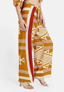 Пляжный аксессуар SHANEL Be Sunset