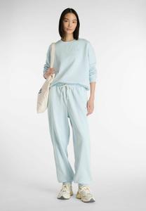 Толстовка New Balance Sweatshirt, Frosted Glass/Blue