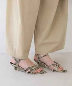 Узкие сандалии на каблуке с ремешком Jeanasis, цвет Python (50)