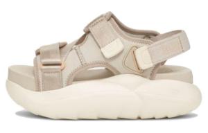 Пляжные сандалии женские бежевые Ugg