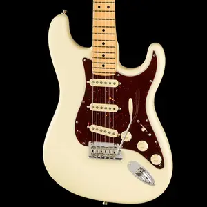 Fender American Professional II Stratocaster с грифом из клена, цвет Olympic White, серийные номера US210081745-US210103548