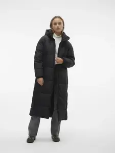 Стеганое пальто Vero Moda "VMKLEA LONG COAT NOOS", черный
