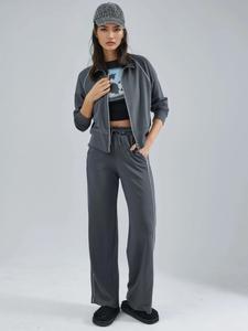 Hiccup Спортивный костюм в сером цвете