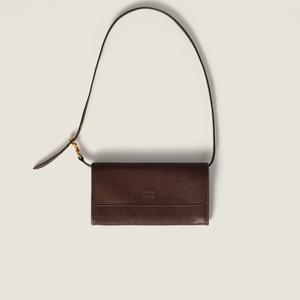 Кошелек из наппы с плечевым ремешком MIU MIU, коричневый