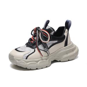 Амортизирующие устойчивые к истиранию легкие низкие массивные кроссовки женские черные бежевые SHOUBA