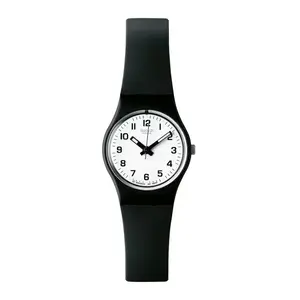 Какие-то новые часы с черным пластиковым ремешком Swatch, черный