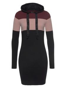 Короткое платье Laura Scott