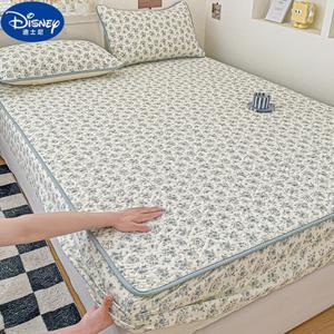 Disney Простыня на резинке 150х200 см из мягкой стёганой ткани, цвет Spring Day And Rose