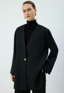 Короткое пальто с двойными складками на рукавах Touché Privé, Black