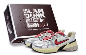 Кроссовки для бега V2K Run женские с низким верхом, серебристо-красные Nike