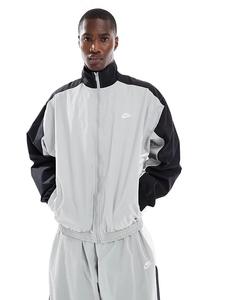 Спортивная куртка Nike Club свободного кроя серого цвета