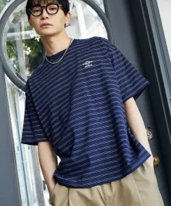 Футболка в полоску с индивидуальным логотипом, выпущенная ограниченным тиражом.