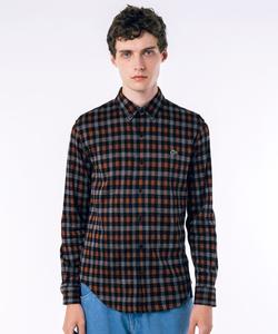 клетчатая футболка