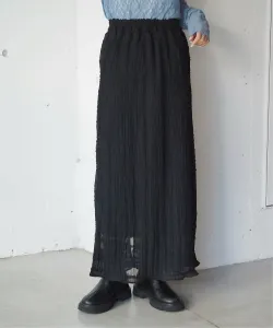 Юбка-трапеция с оборками и кружевом, узкая, присборенная.