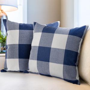 Набор из 2 декоративных наволочек в клетку Buffalo 16x16. Zulay Kitchen, цвет Dark Blue And White