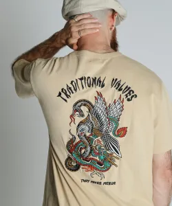 Футболка с вышивкой Battle Royale.