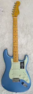 Fender American Professional Classic Stratocaster, выцветший Lake Placid Blue с чехлом