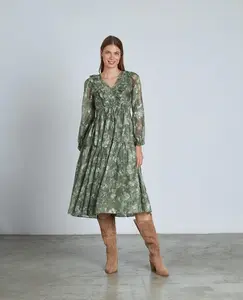 Длинное платье с воланами и полупрозрачными пышными рукавами Alma en Pena, хаки