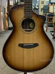 Breedlove Premier Concert Burnt Amber CE