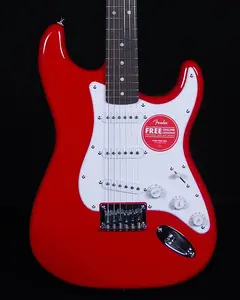 Squier Sonic Stratocaster HT, гриф из лавра, цвет Торино Ред