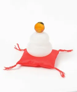 Стеклянный объект Кагами Моти