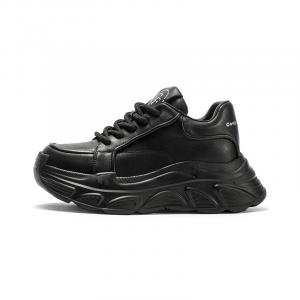 Кроссовки женские толстые низкие Coup De Foudre, белый