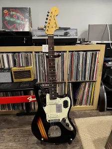 Fender Made in Japan Traditional 2025 коллекция '60-е Jaguar