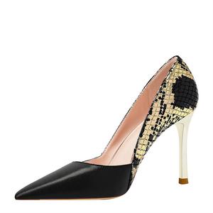 Туфли женские на высоком каблуке Li Ke, цвет White/Gold 6CM heel height