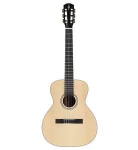 Alvarez RS26N - классическая гитара серии Regent School с натуральной сатиновой отделкой, в комплекте с чехлом