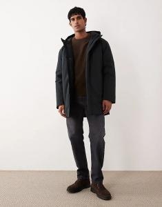 Избранная техническая парка Selected черного цвета