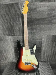 Fender American Ultra Stratocaster с грифом из палисандра 2019 - настоящее время - Ultraburst