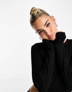 Черный укороченный топ в рубчик JJXX Feline